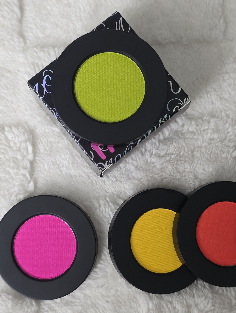 MELT COSMETICS RADIOACTIVE STACK PRESSED PIGMENT NIB - Picture 7 of 11